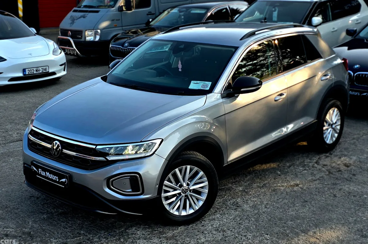 Volkswagen T-Roc SUV, Petrol, 2023, Grey