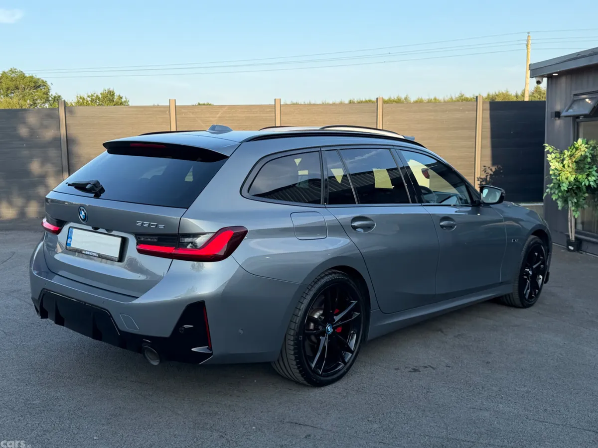 BMW 3-Series Estate, Petrol Hybrid, 2022, Grey