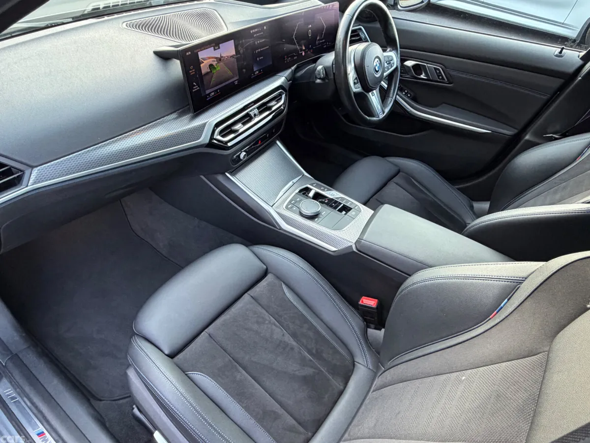 BMW 3-Series Estate, Petrol Hybrid, 2022, Grey