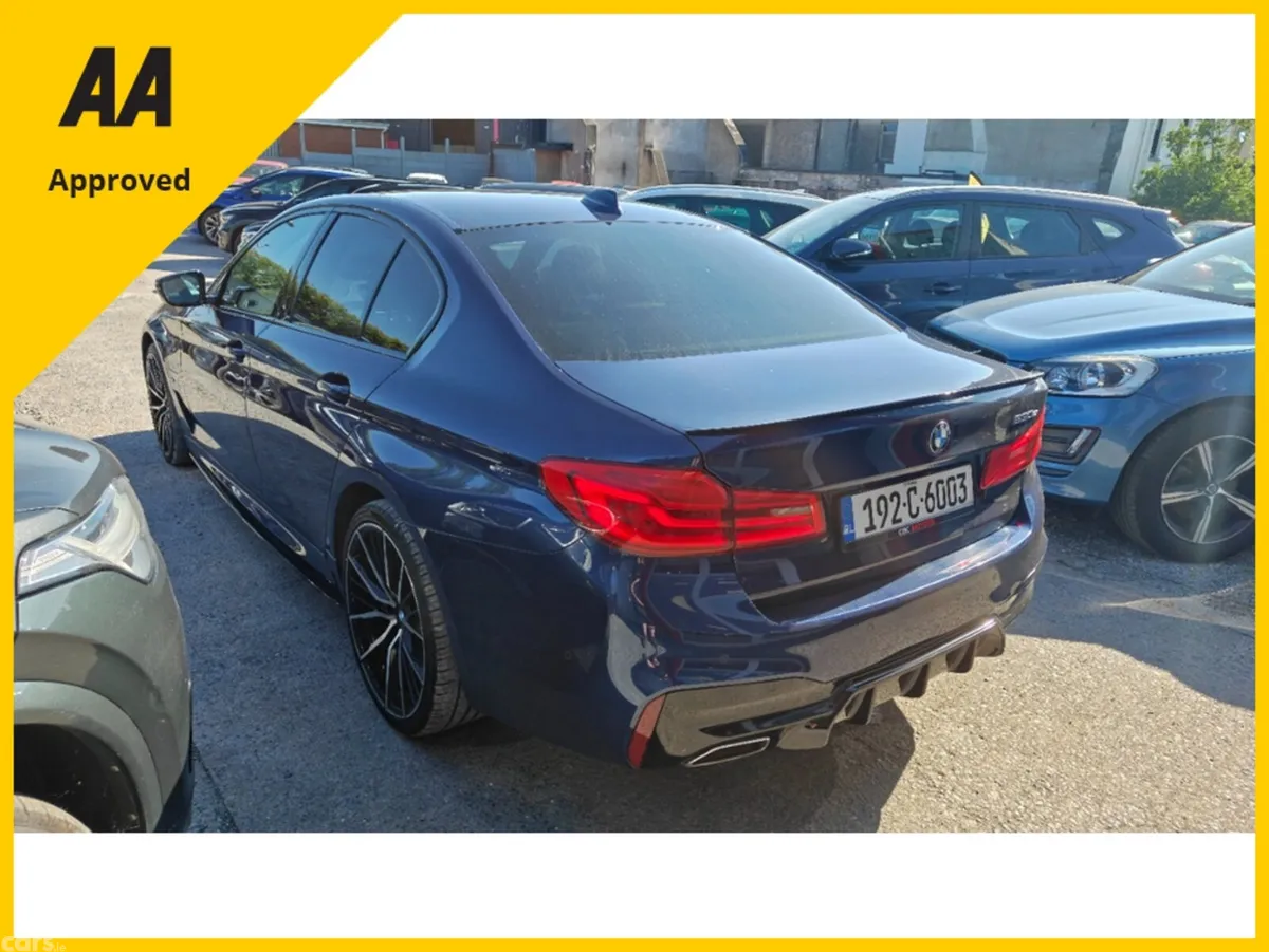 BMW 5-Series Saloon, Petrol Plug-in Hybrid, 2019, Blue