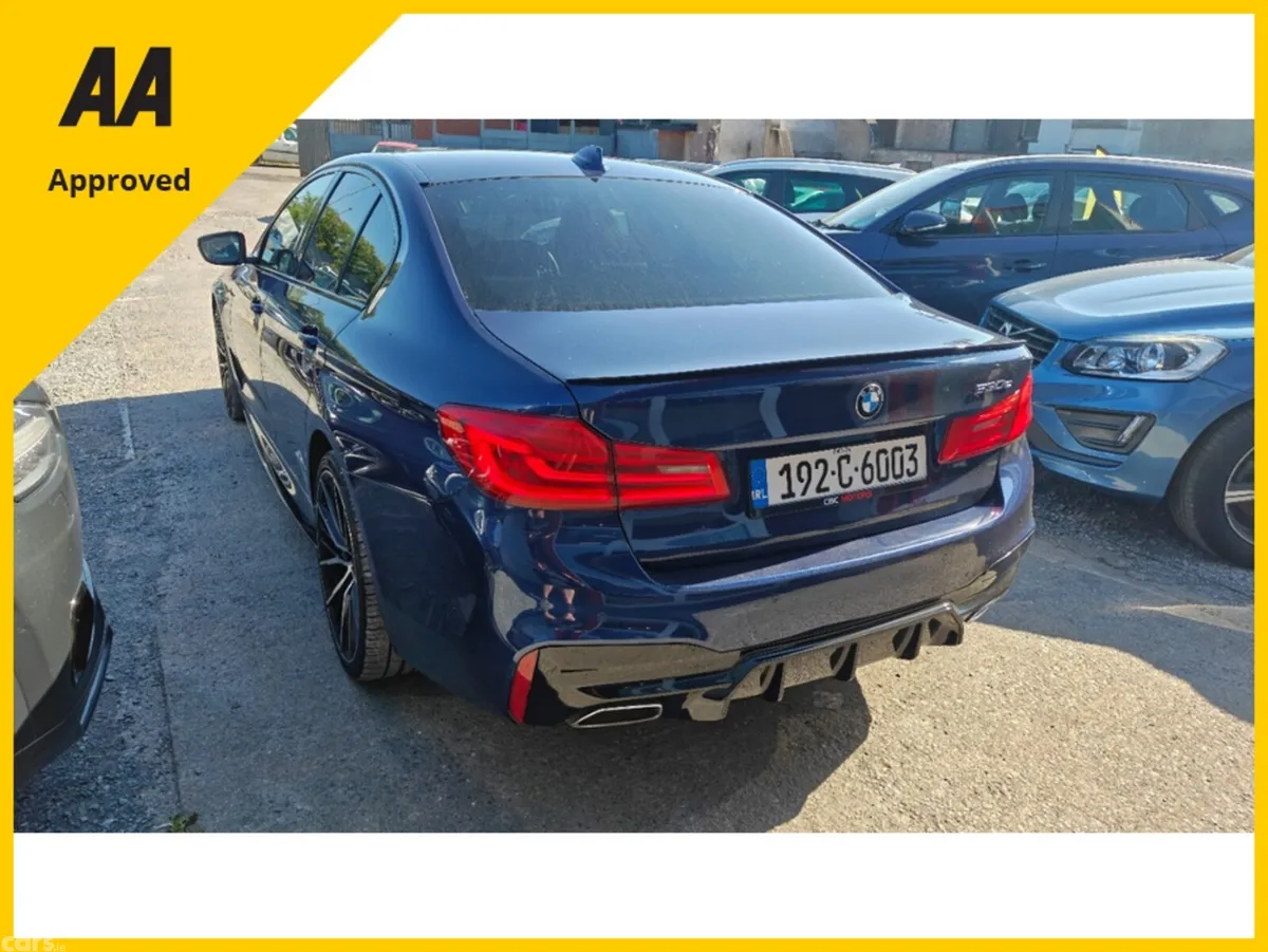 BMW 5-Series Saloon, Petrol Plug-in Hybrid, 2019, Blue