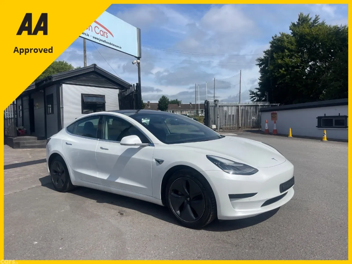 Tesla Model 3 Saloon, Electric, 2019, White
