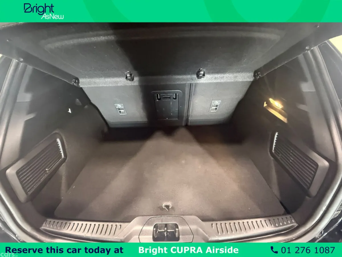 Ford Focus Hatchback, Petrol, 2023, Black