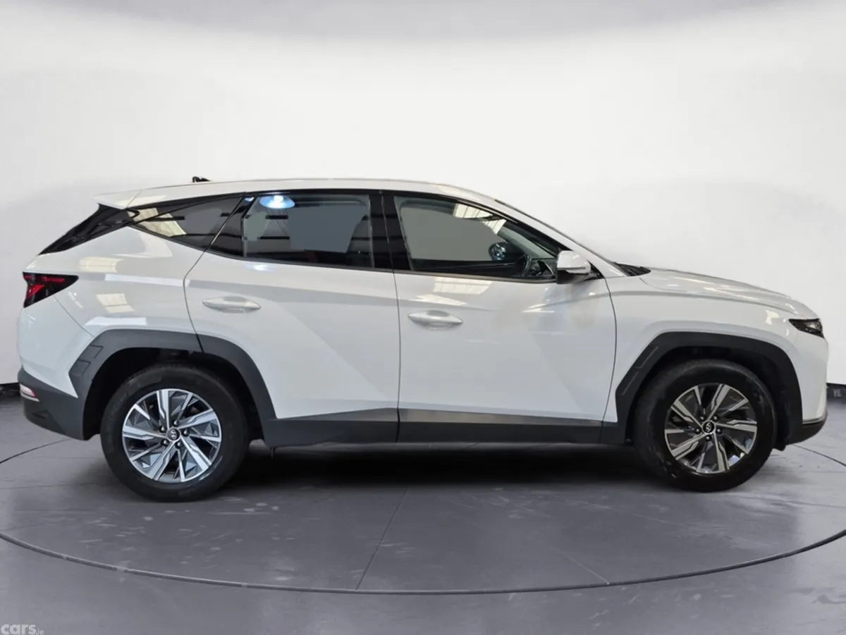 Hyundai Tucson MPV, Diesel, 2023, White