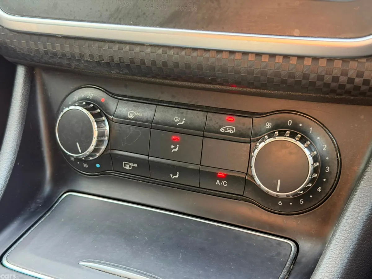Mercedes-Benz A-Class Hatchback, Petrol, 2016, White