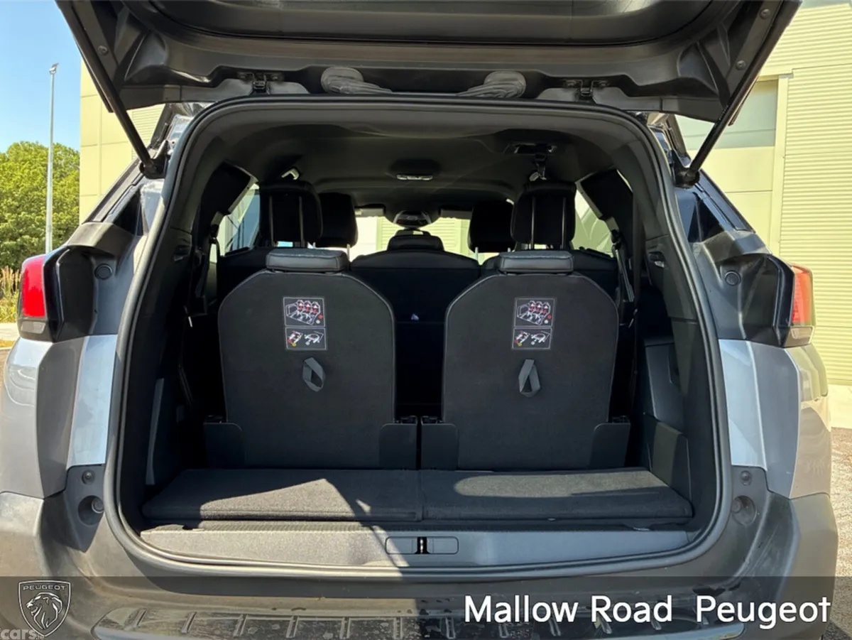 Peugeot 5008 SUV, Diesel, 2024, Grey