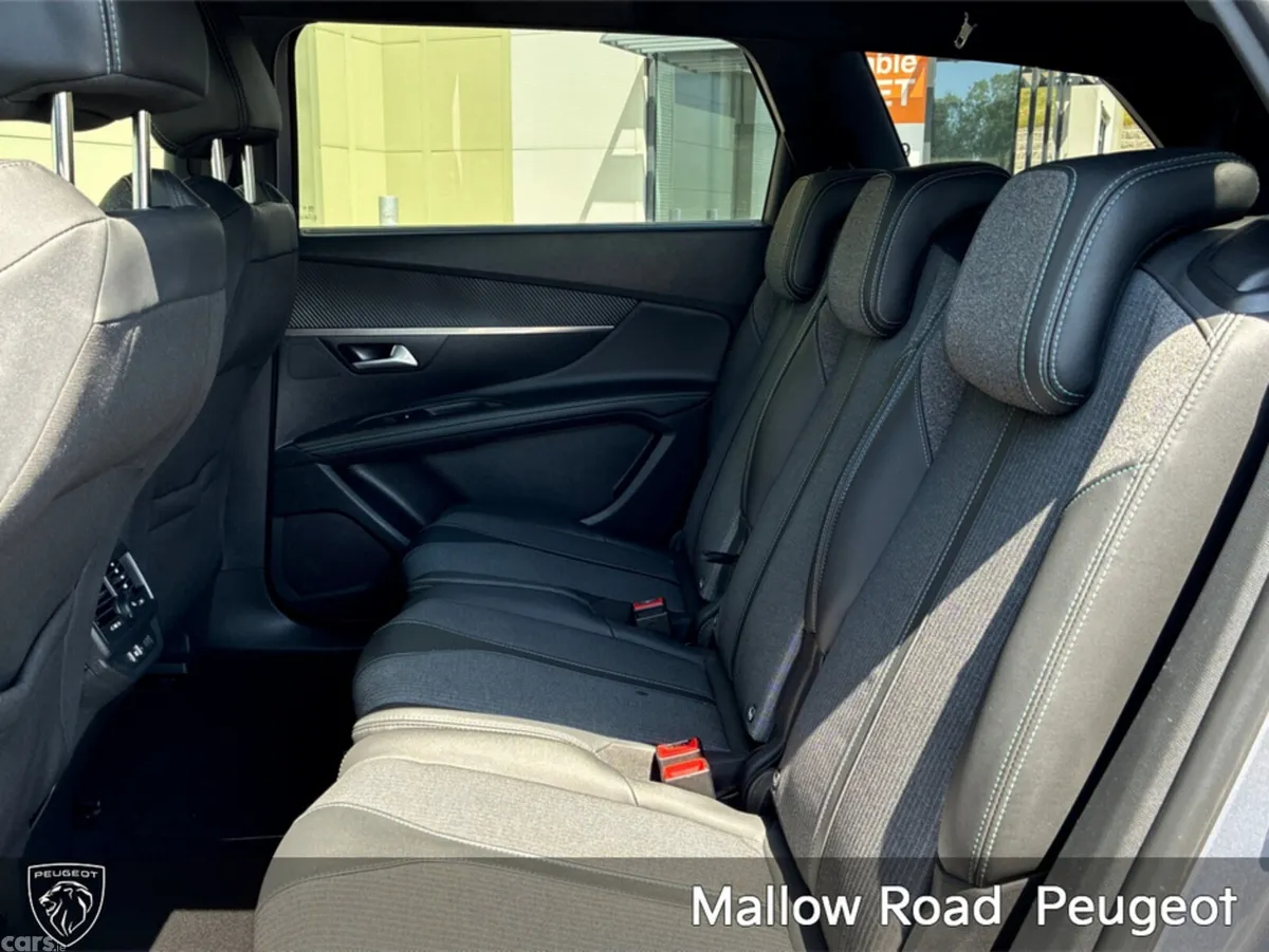 Peugeot 5008 SUV, Diesel, 2024, Grey