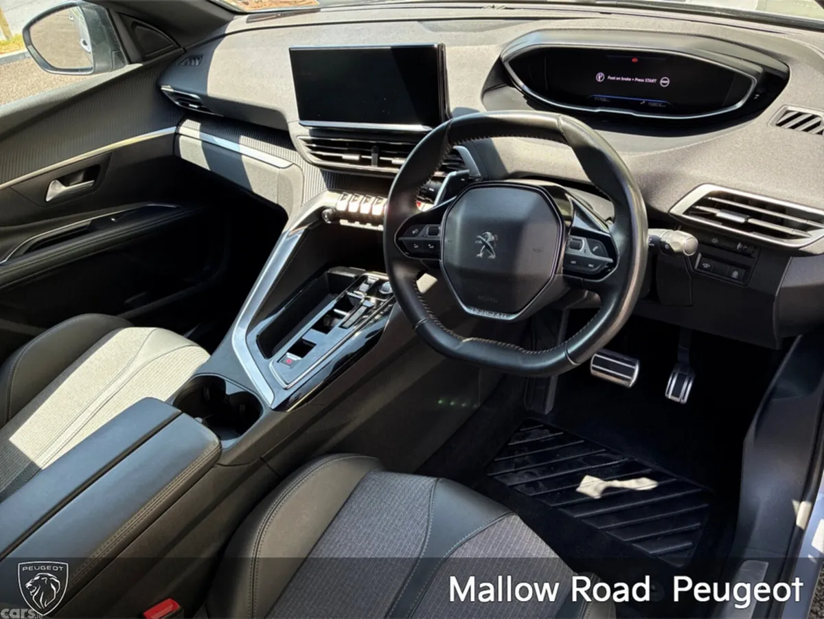 Peugeot 5008 SUV, Diesel, 2024, Grey
