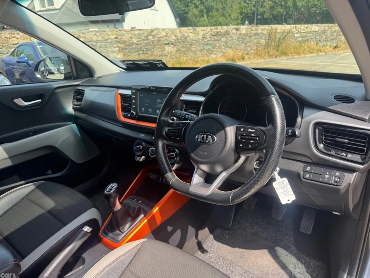 Kia Stonic SUV, Petrol, 2020, Grey