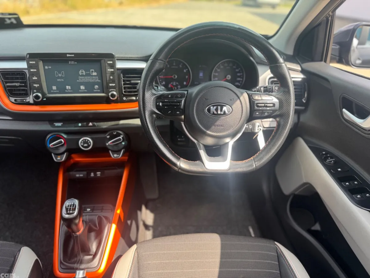 Kia Stonic SUV, Petrol, 2020, Grey