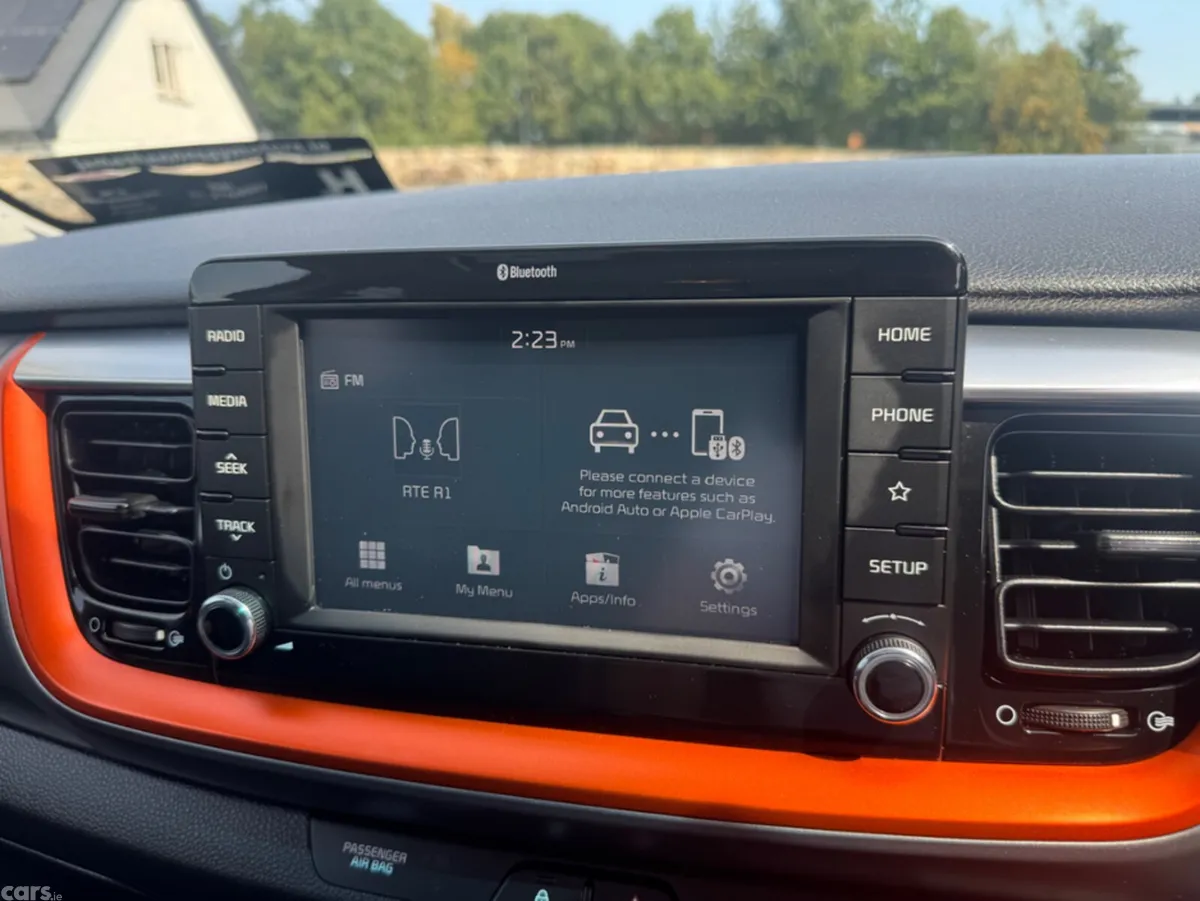 Kia Stonic SUV, Petrol, 2020, Grey
