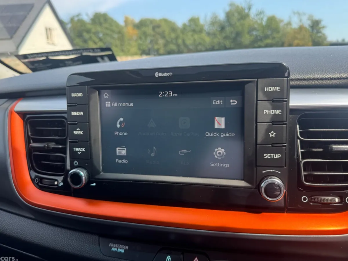 Kia Stonic SUV, Petrol, 2020, Grey