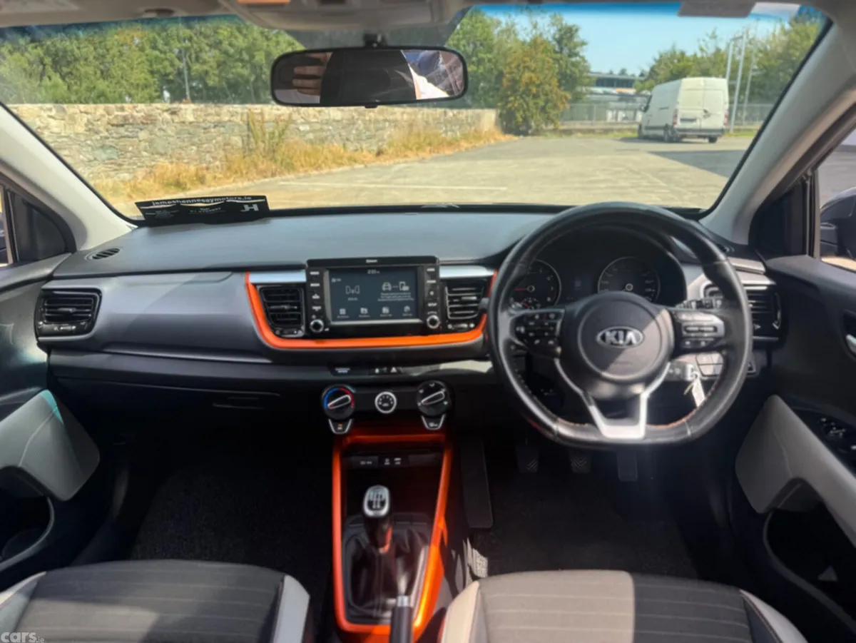 Kia Stonic SUV, Petrol, 2020, Grey