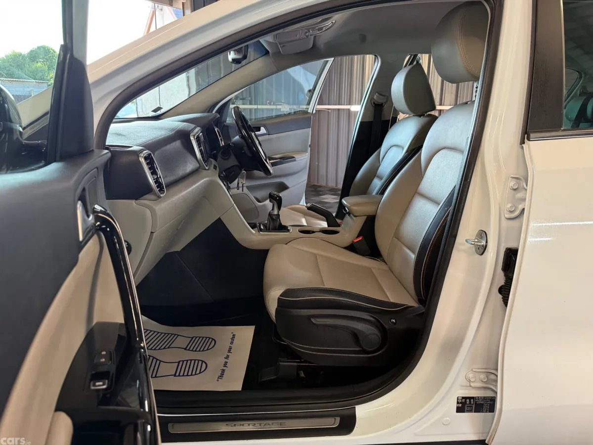 Kia Sportage SUV, Diesel, 2019, White