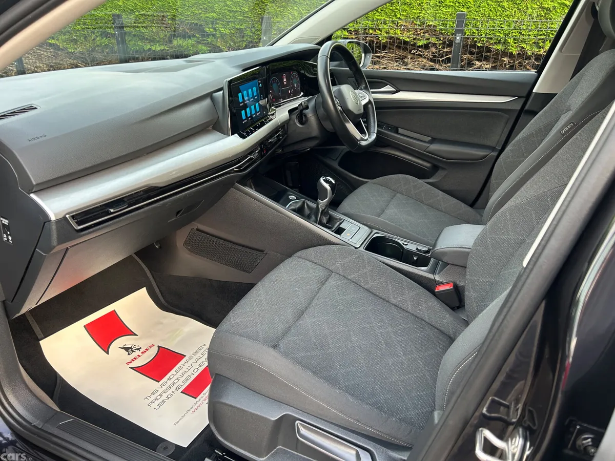 Volkswagen Golf Hatchback, Petrol, 2023, Black