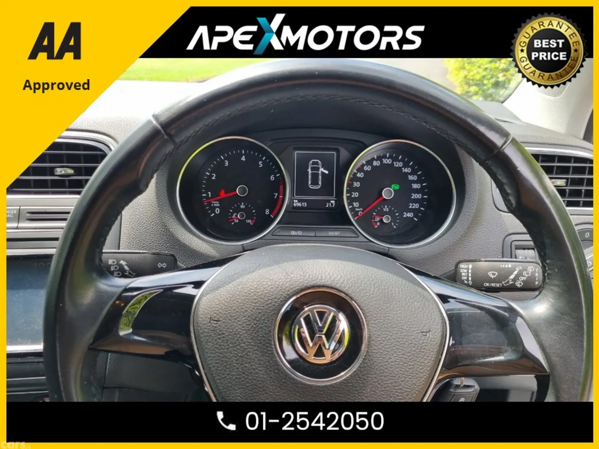Volkswagen Polo Hatchback, Petrol, 2015, White