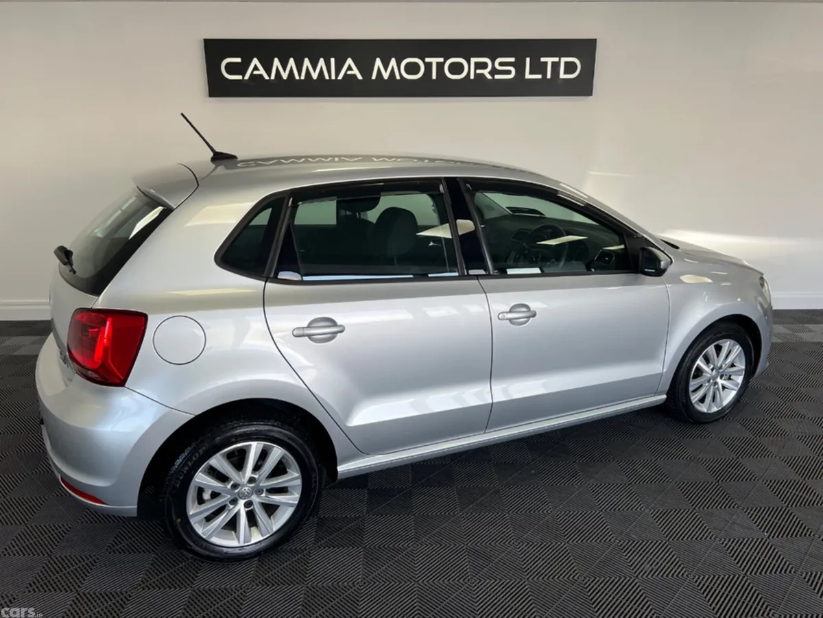 Volkswagen Polo Hatchback, Petrol, 2017, Silver