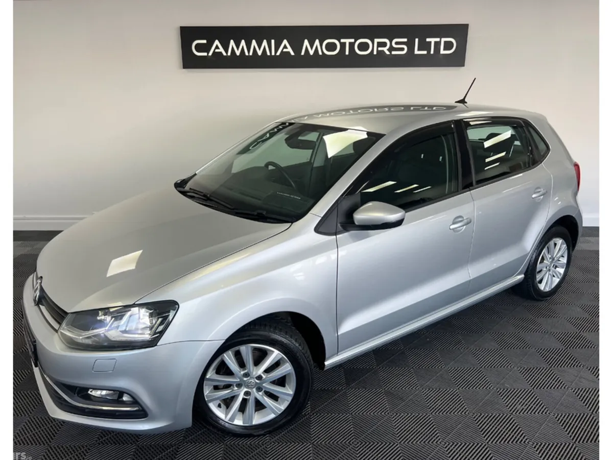 Volkswagen Polo Hatchback, Petrol, 2017, Silver