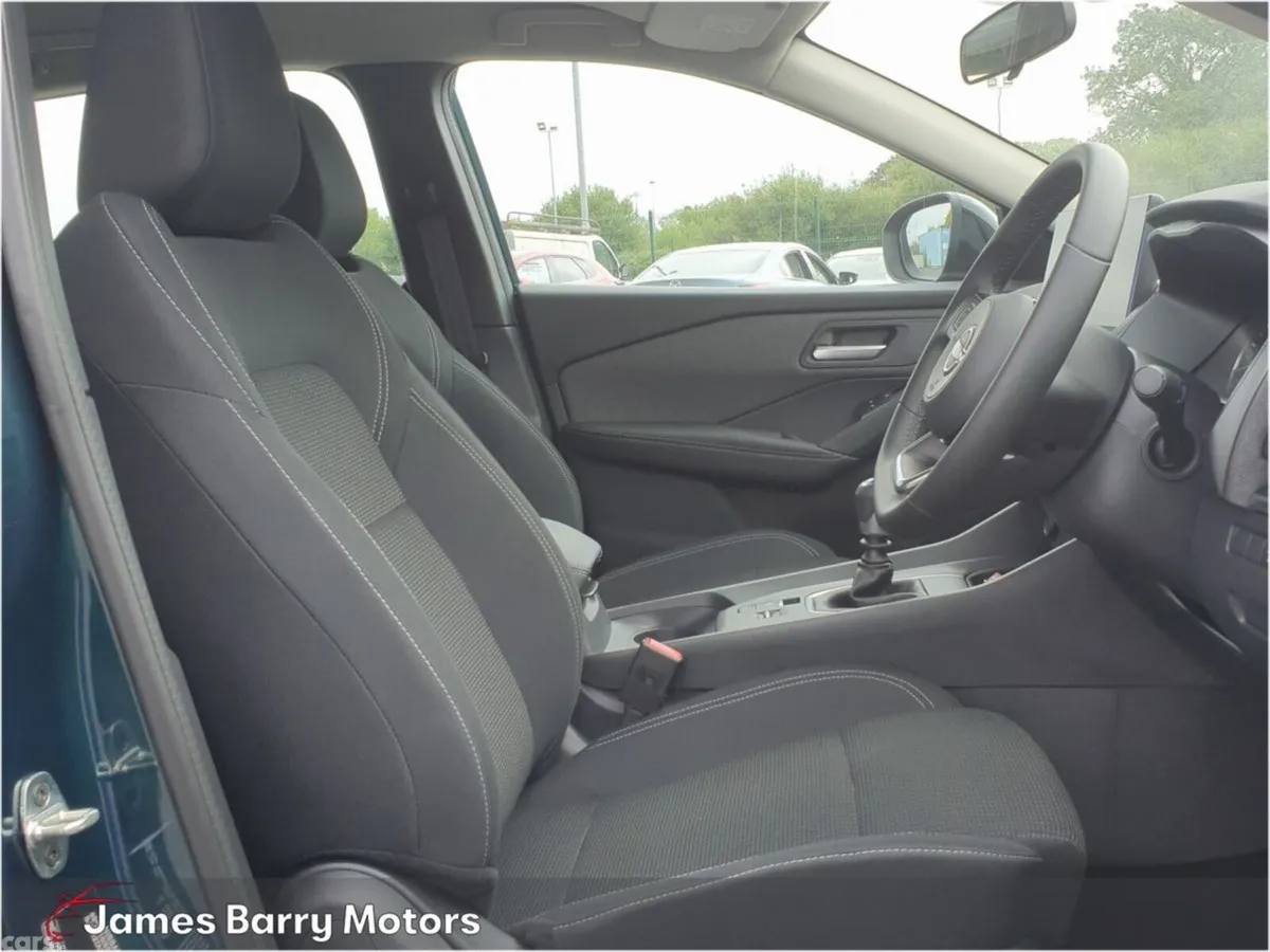 Nissan Qashqai SUV, Petrol, 2026, Green