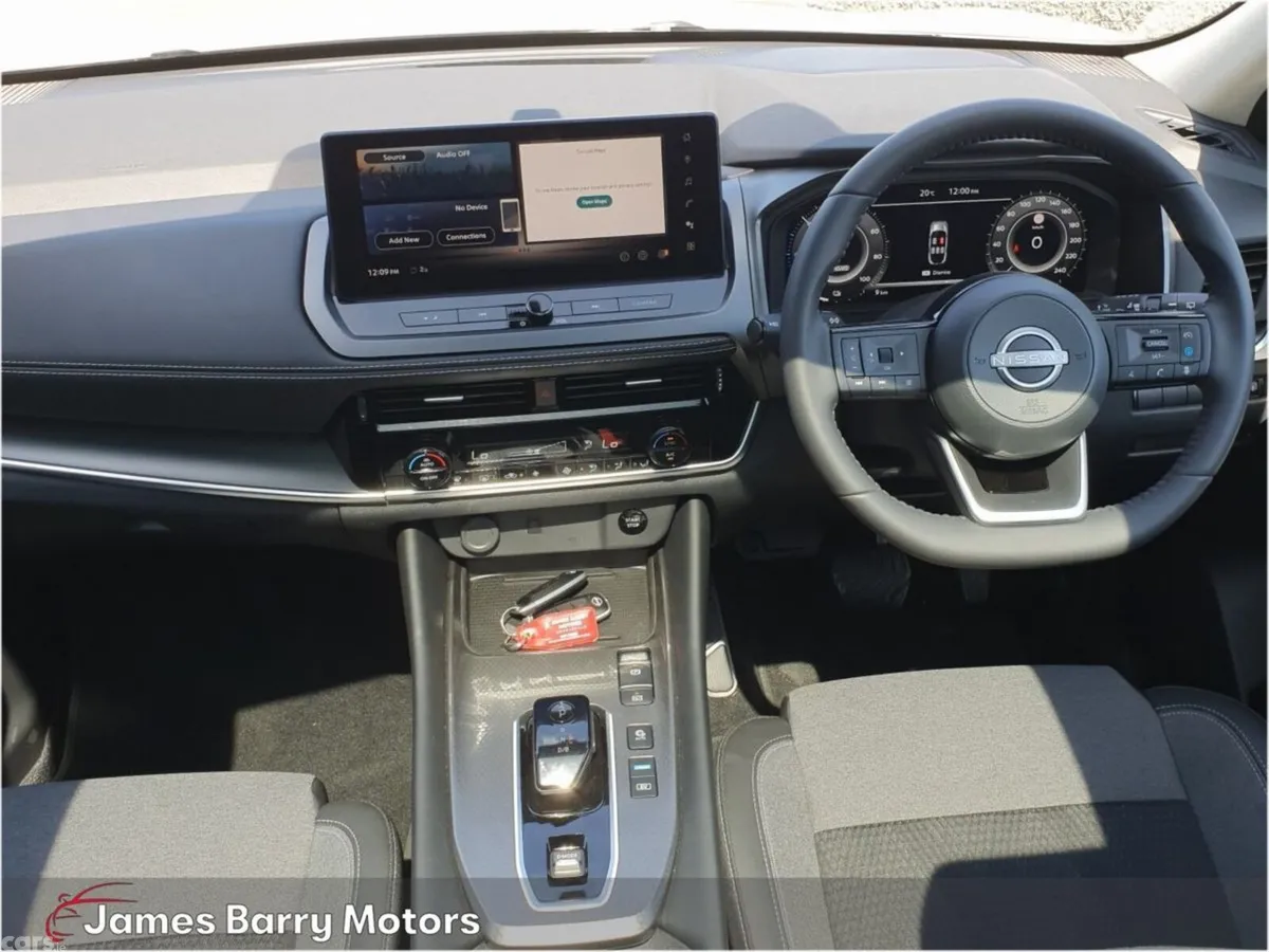 Nissan Qashqai MPV, Petrol Hybrid, 2026, White