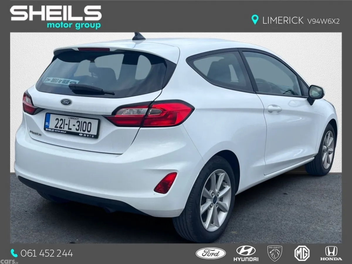 Ford Fiesta Hatchback, Petrol, 2022, White