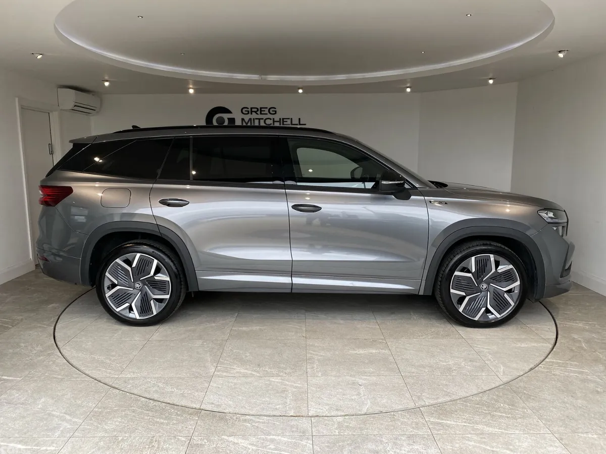 Skoda Kodiaq SUV, Petrol Hybrid, 2025, Grey