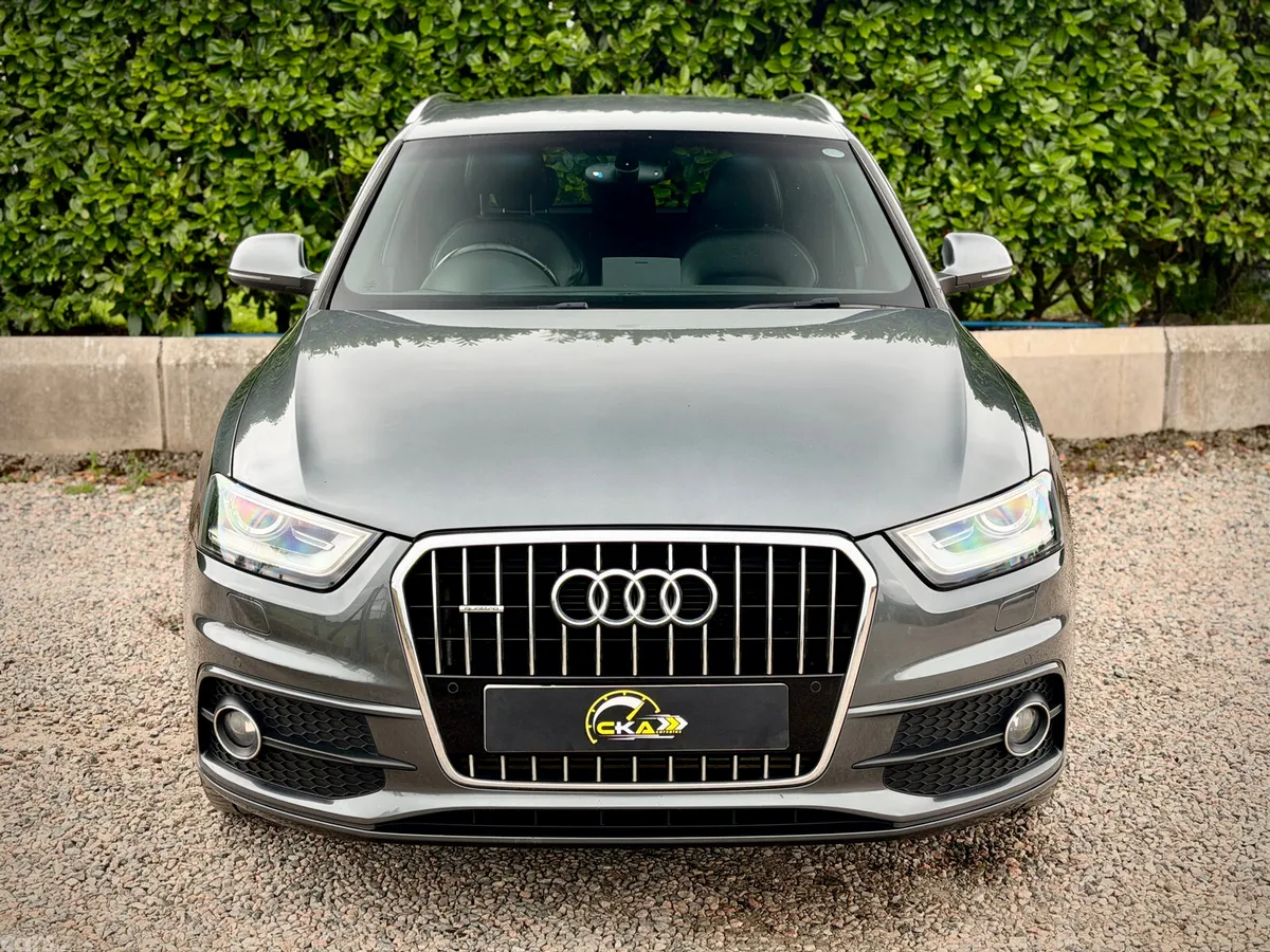 Audi Q3 SUV, Diesel, 2014, Grey
