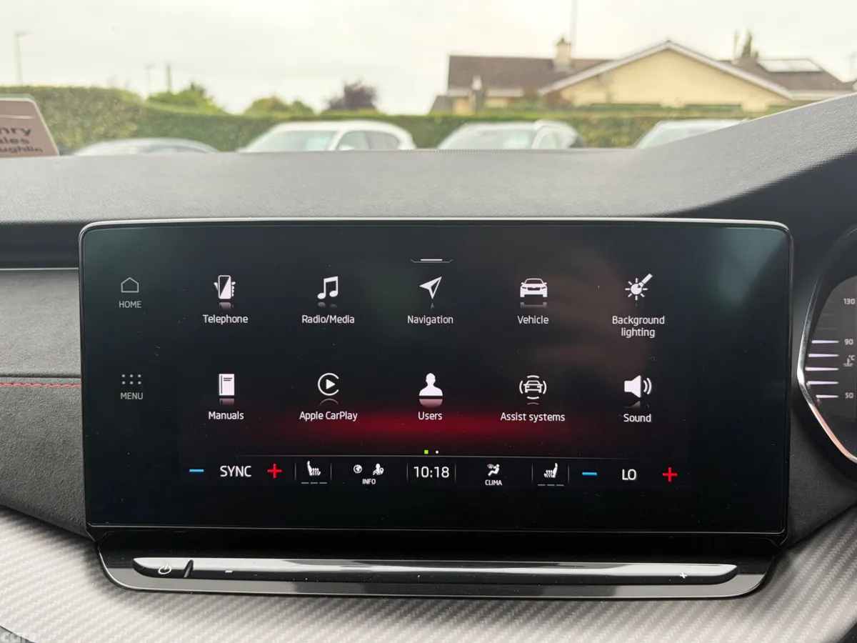 Skoda Octavia Saloon, Diesel, 2024, Black