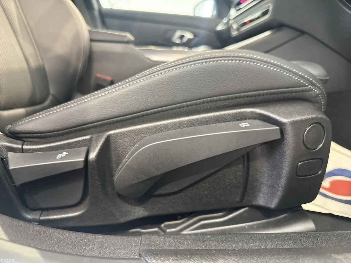 BMW 3-Series Saloon, Petrol Hybrid, 2025, White