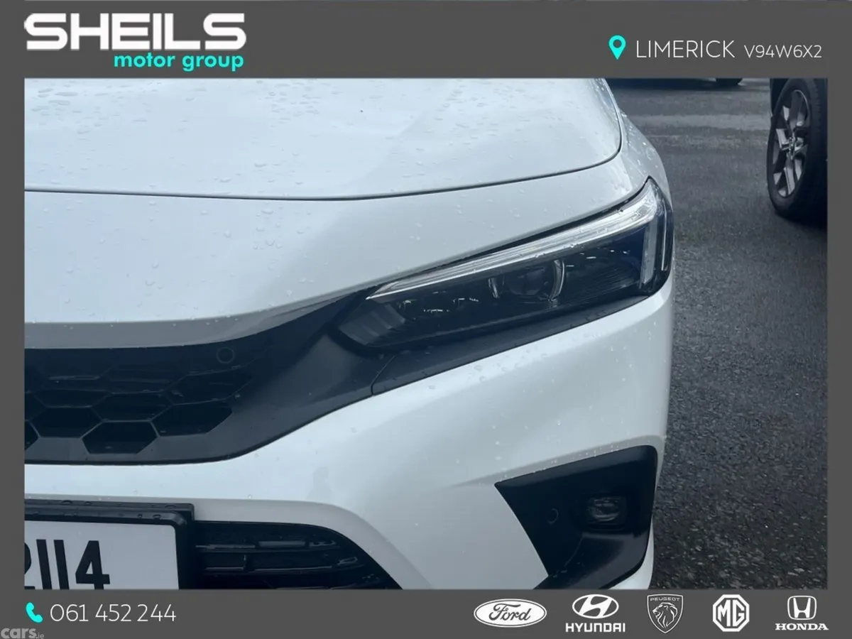Honda Civic Hatchback, Petrol Hybrid, 2023, White