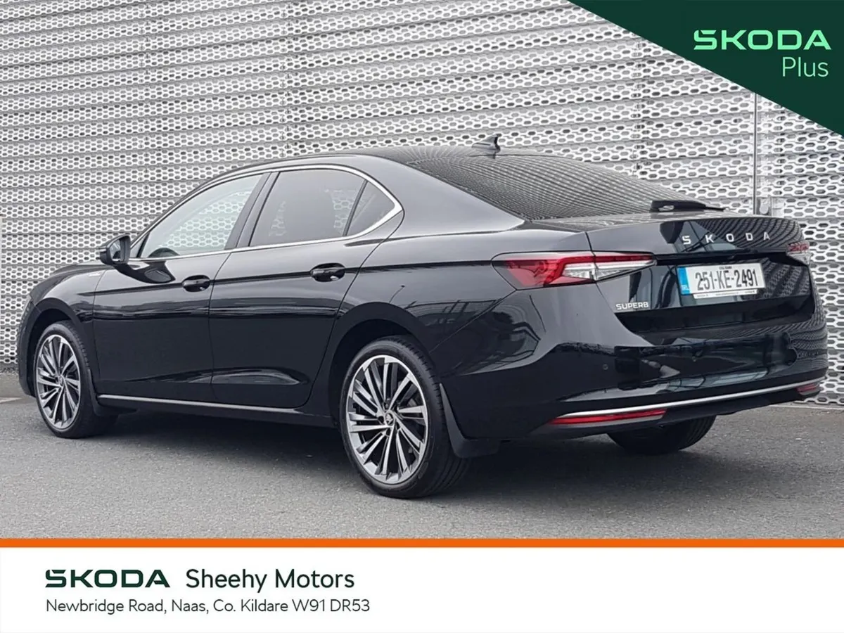 Skoda Superb Saloon, Diesel, 2025, Black