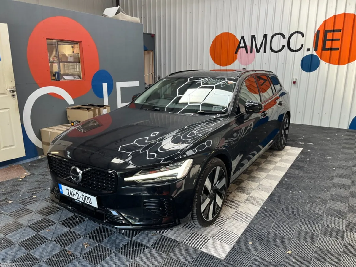 Volvo V60 Estate, Petrol Plug-in Hybrid, 2024, Black