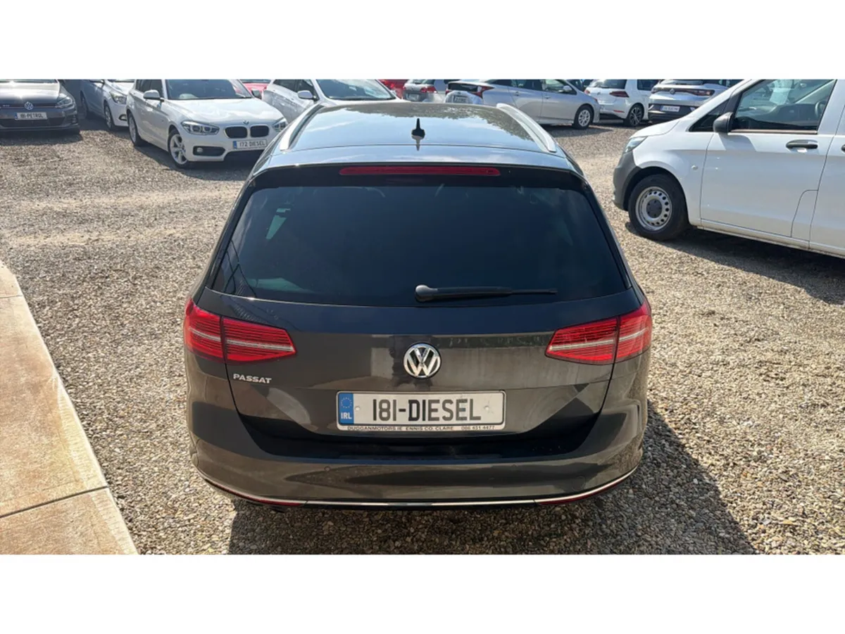 Volkswagen Passat Estate, Diesel, 2018, Grey