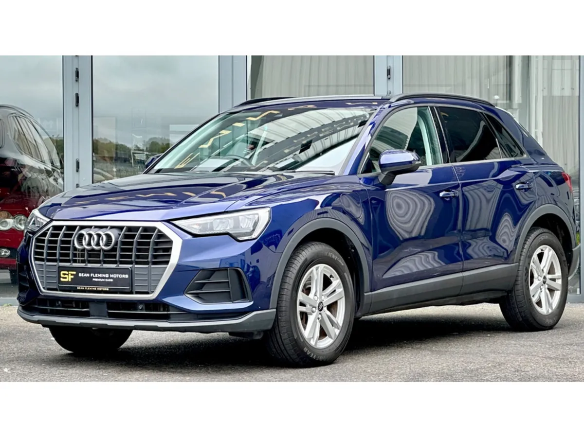 Audi Q3 SUV, Petrol Hybrid, 2023, Blue