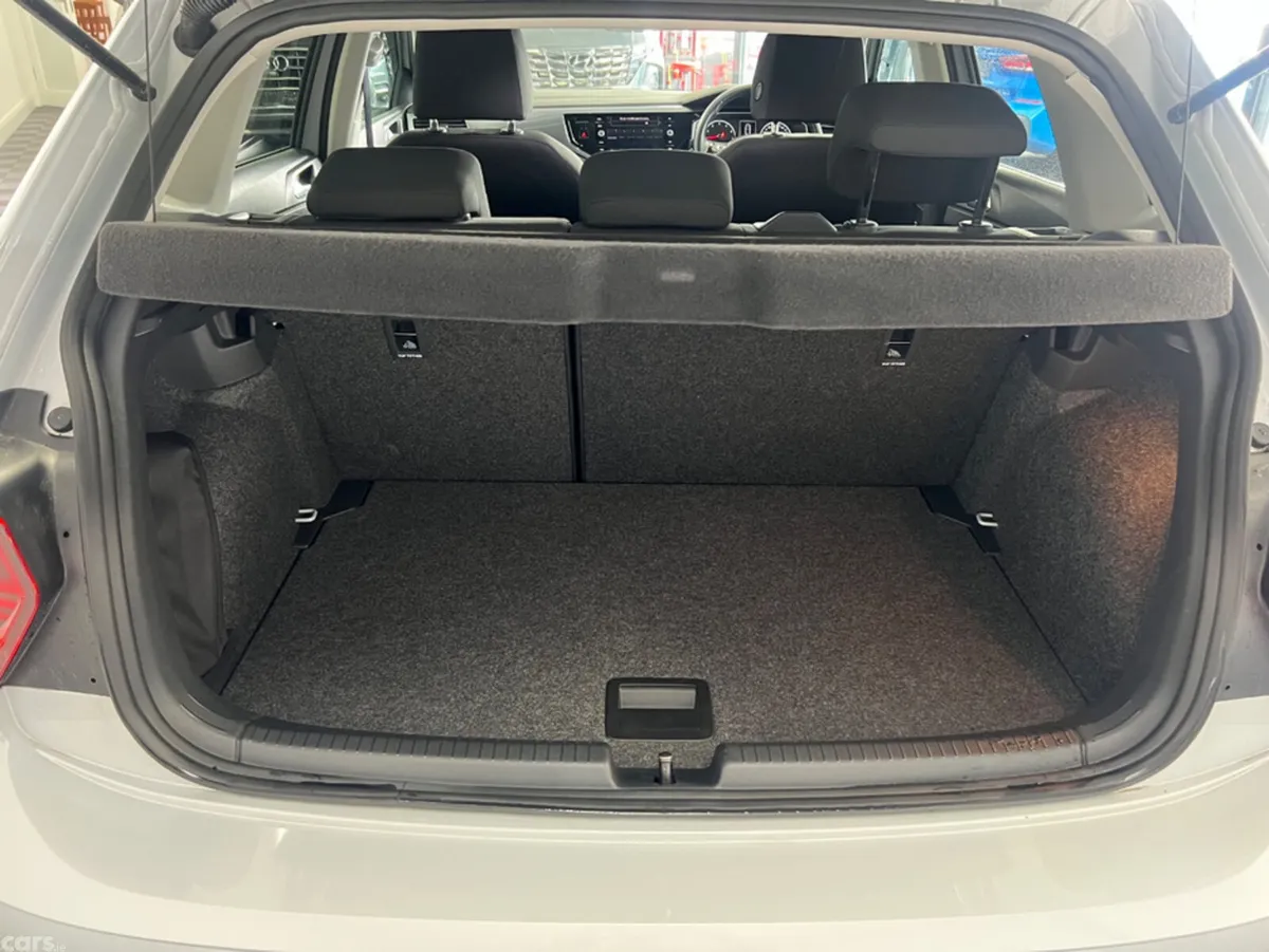 Volkswagen Polo Hatchback, Petrol, 2019, White