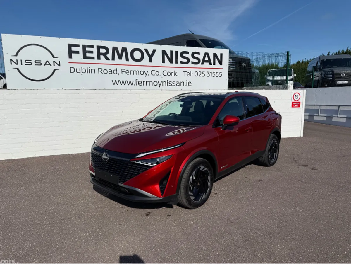 Nissan Qashqai Hatchback, Petrol Hybrid, 2026, Red