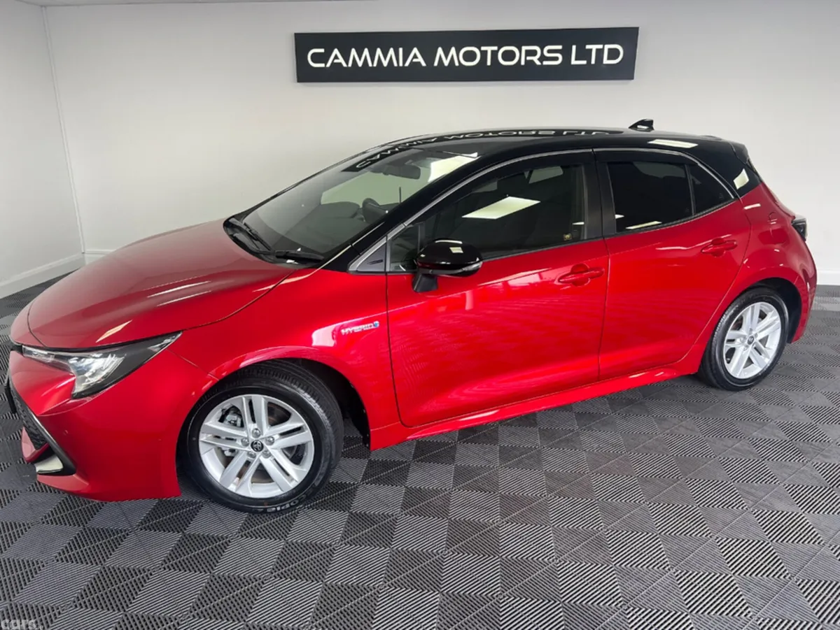 Toyota Corolla Hatchback, Petrol Hybrid, 2019, Red