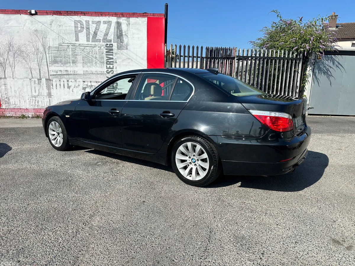 BMW 5-Series Saloon, Diesel, 2010, Black