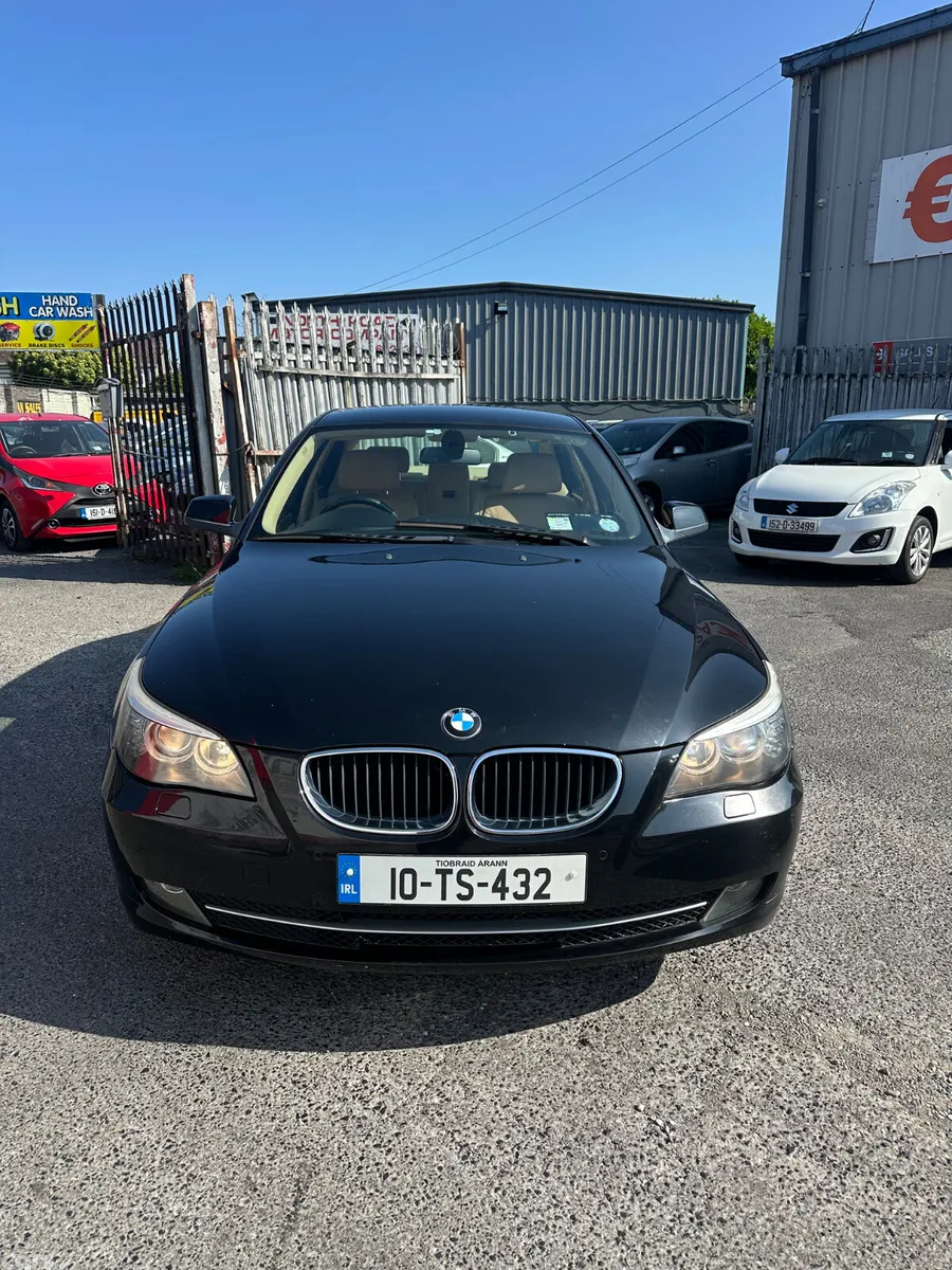 BMW 5-Series Saloon, Diesel, 2010, Black