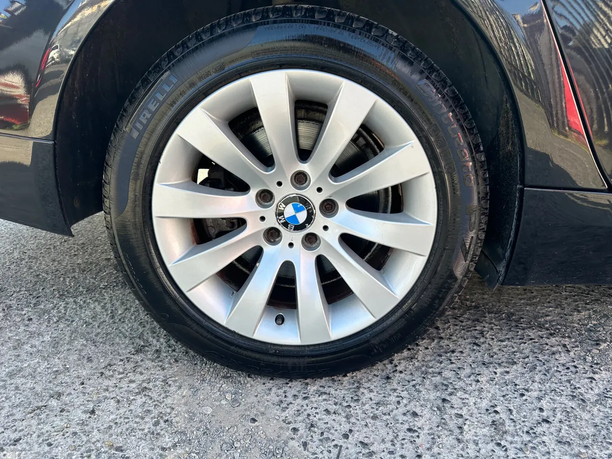 BMW 5-Series Saloon, Diesel, 2010, Black