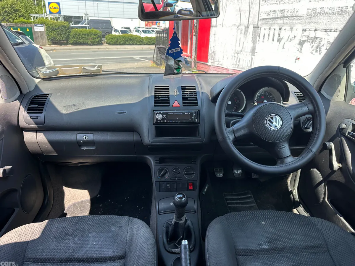 Volkswagen Polo Hatchback, Petrol, 2001, Green
