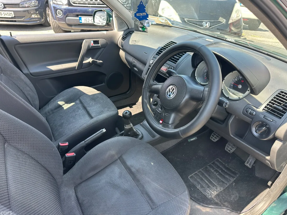 Volkswagen Polo Hatchback, Petrol, 2001, Green