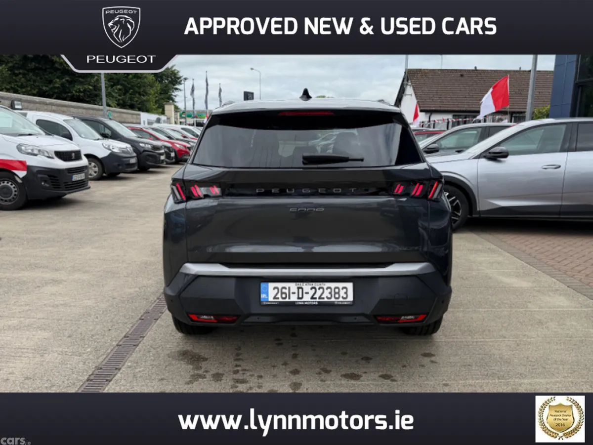 Peugeot 5008 MPV, Petrol, 2026, Grey