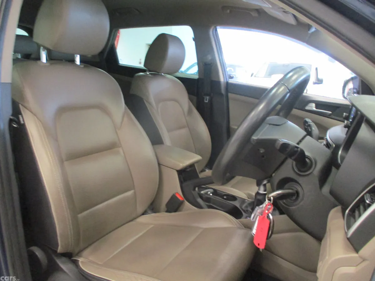 Hyundai Tucson SUV, Diesel, 2019, Blue