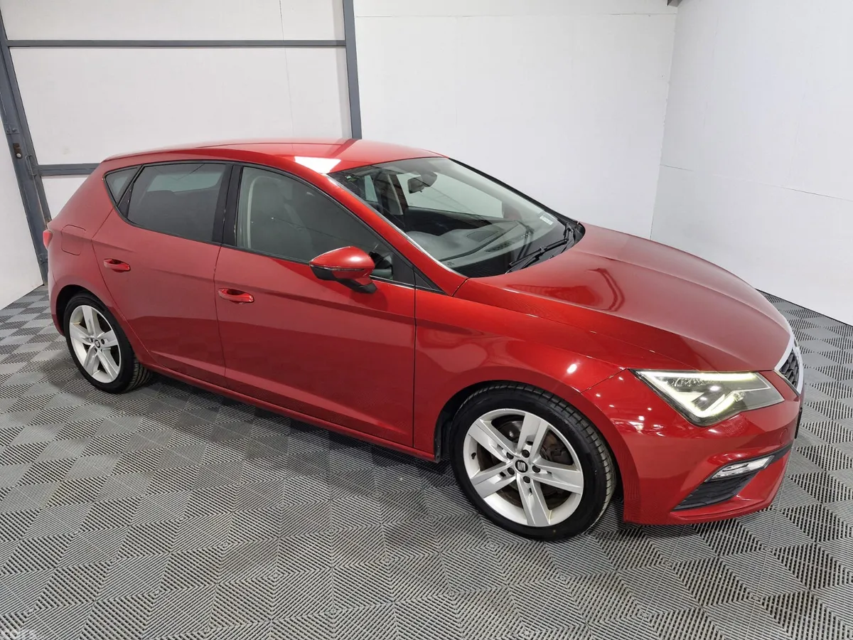SEAT Leon Hatchback, Diesel, 2018, Red