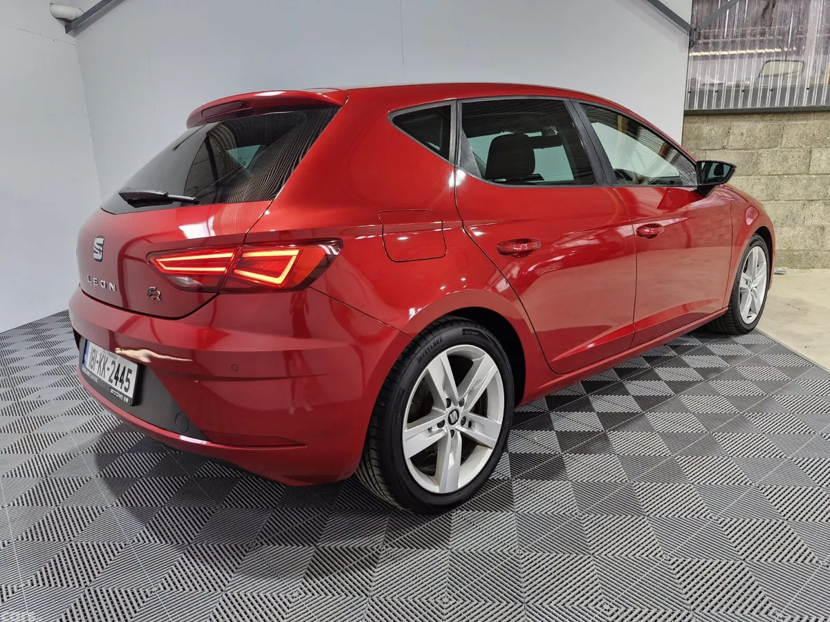 SEAT Leon Hatchback, Diesel, 2018, Red