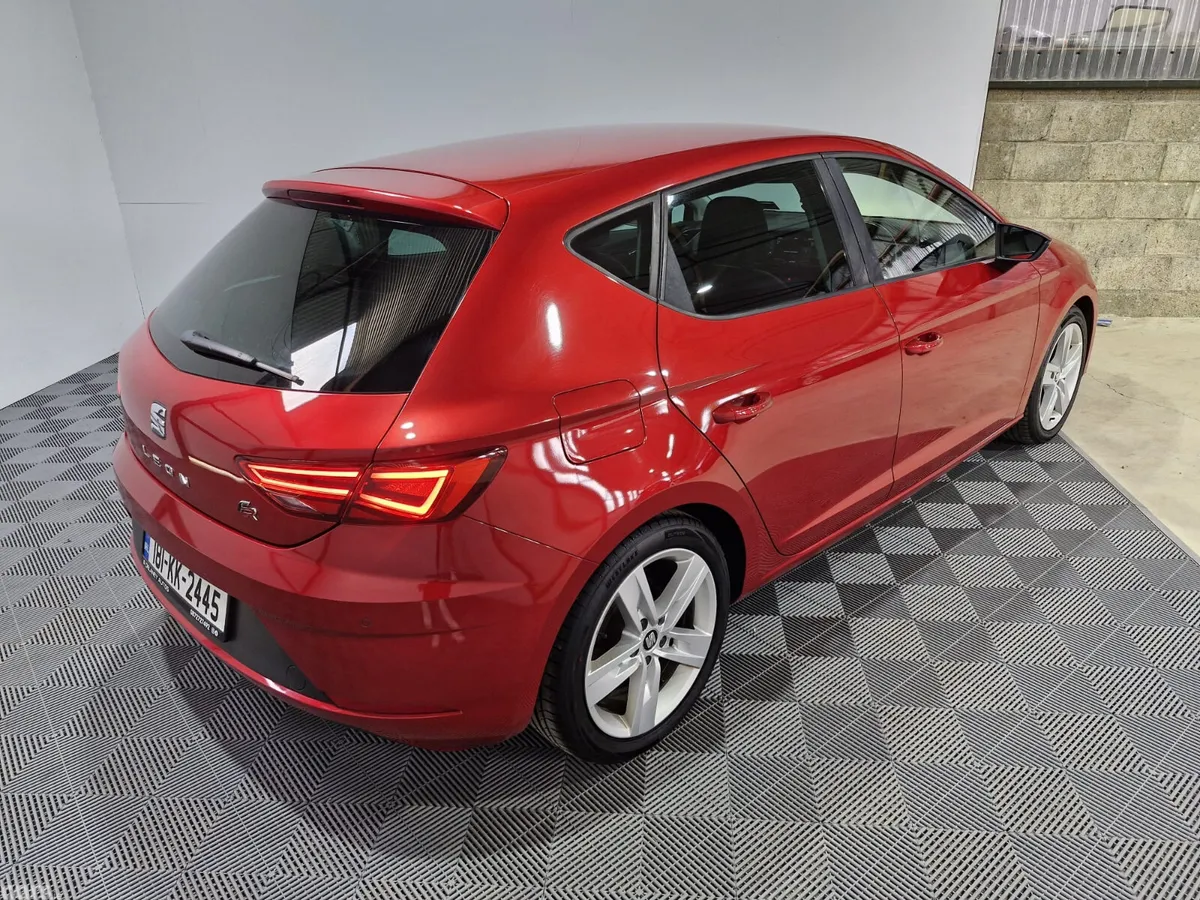 SEAT Leon Hatchback, Diesel, 2018, Red