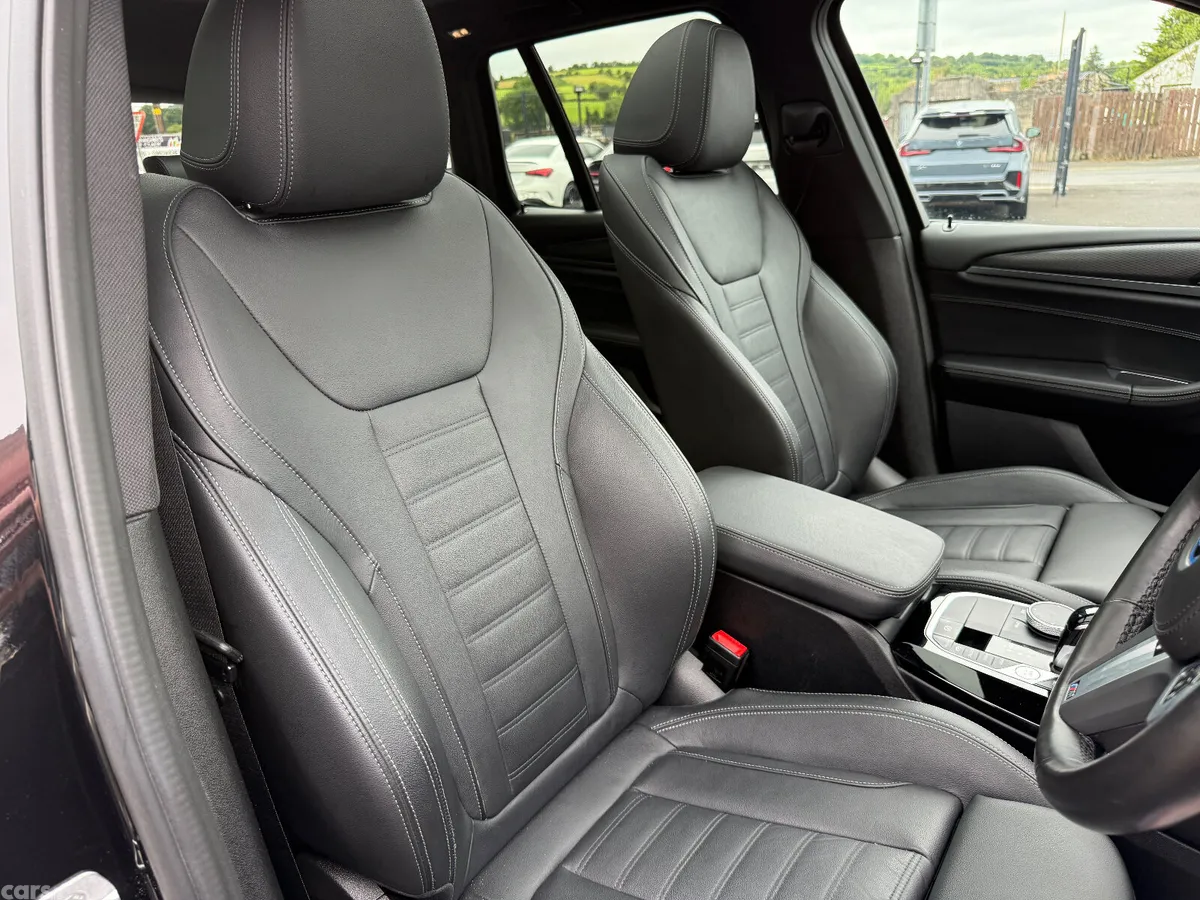 BMW X3 SUV, Petrol Hybrid, 2022, Black