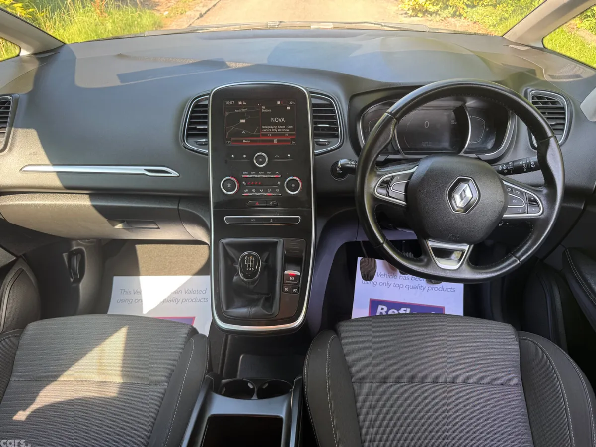 Renault Grand Scenic MPV, Diesel, 2019, Red