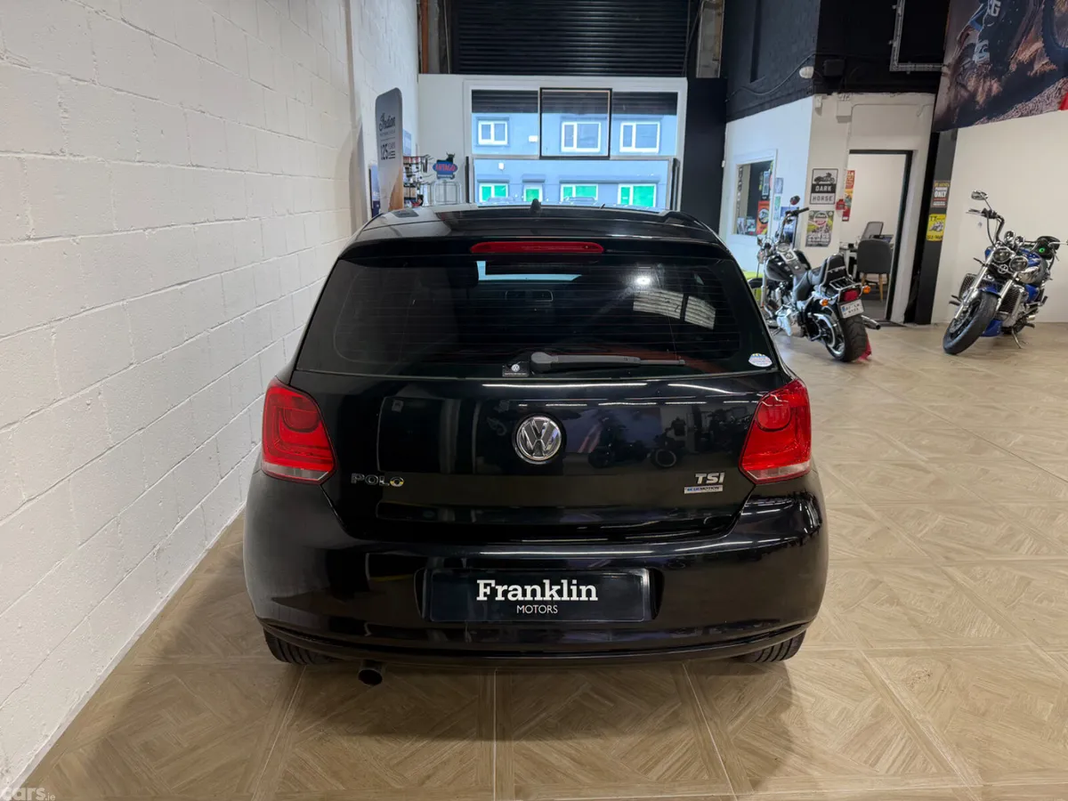 Volkswagen Polo Hatchback, Petrol, 2013, Black